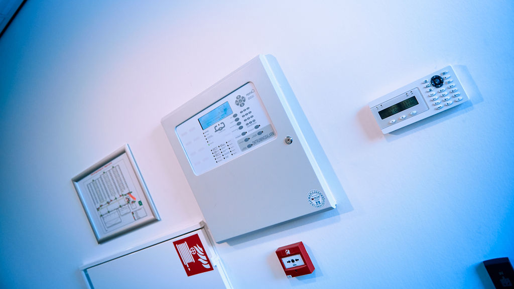 Voorbeeld van een brandmeldinstallatie. Ter illustratie van CCV Keurmerken en brandveiligheid.