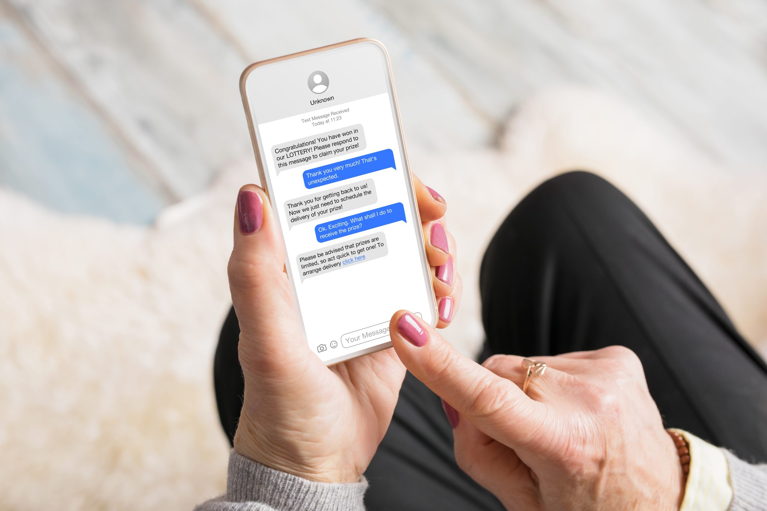 vrouw met telefoon